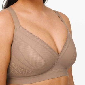 Lululemon NWT Awake to Lace Bra 38DD - Sand Dune